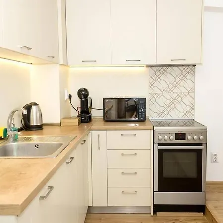 Apartment Modern Bright Close To Center And Grand Mall
