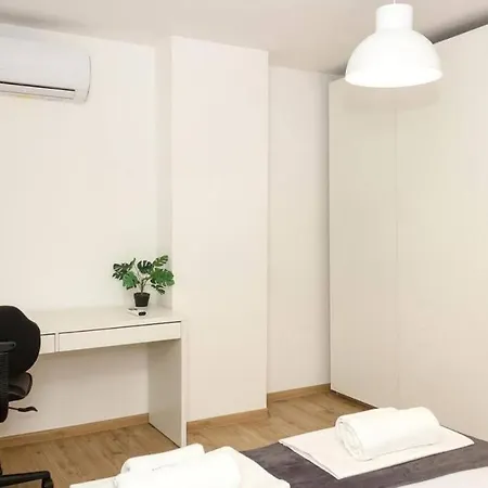 Apartment Modern Bright Close To Center And Grand Mall Varna