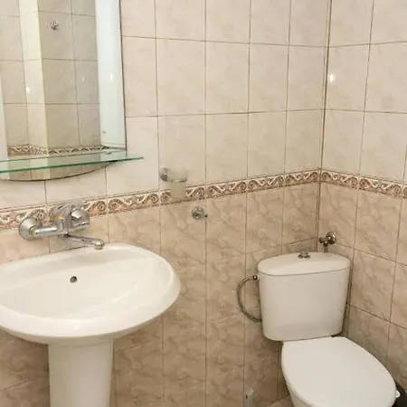 Apartment Modern Bright Close To Center And Grand Mall